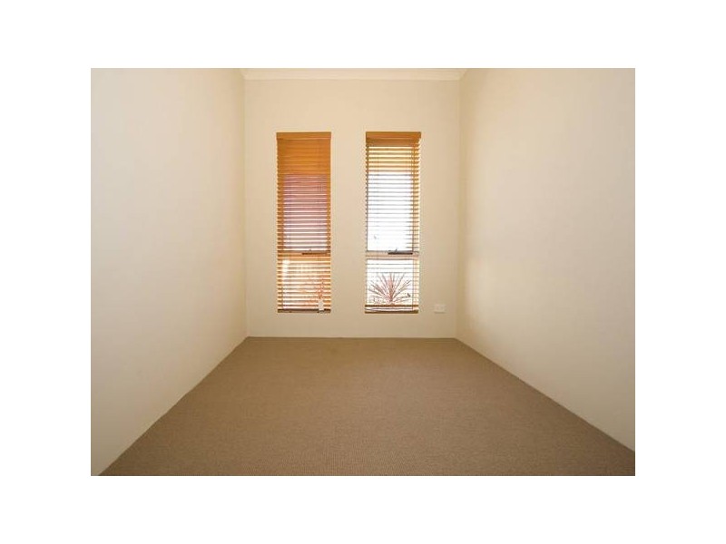 2/93 Shepperton Drive, Butler WA 6036