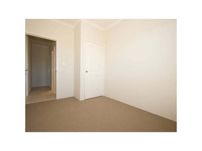 2/93 Shepperton Drive, Butler WA 6036