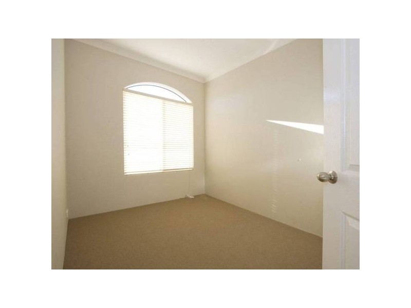 2/81 Shepperton Drive, Butler WA 6036