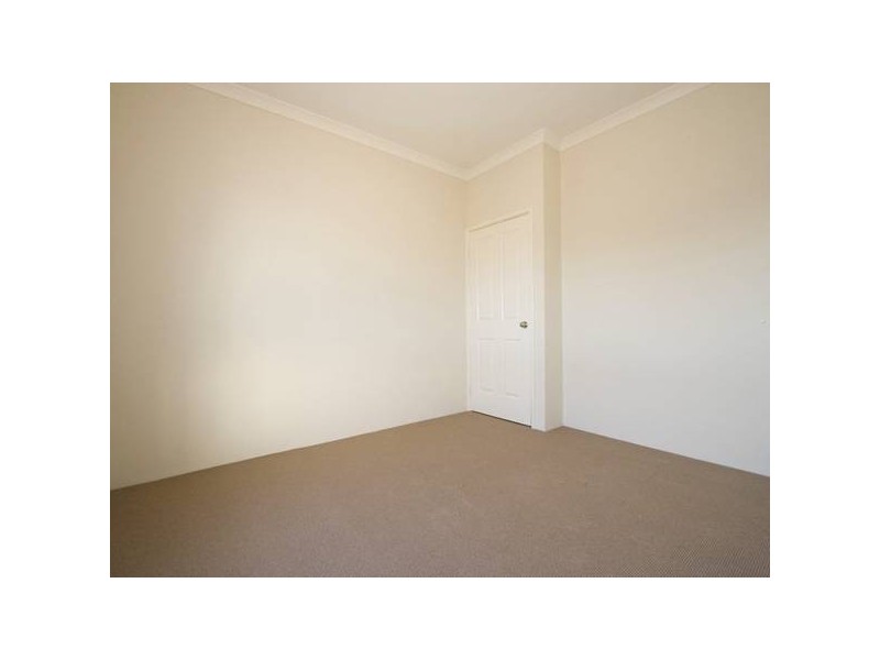 85 Shepperton Drive, Butler WA 6036