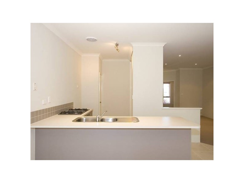 2/91 Shepperton Drive, Butler WA 6036