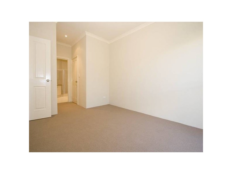 2/91 Shepperton Drive, Butler WA 6036