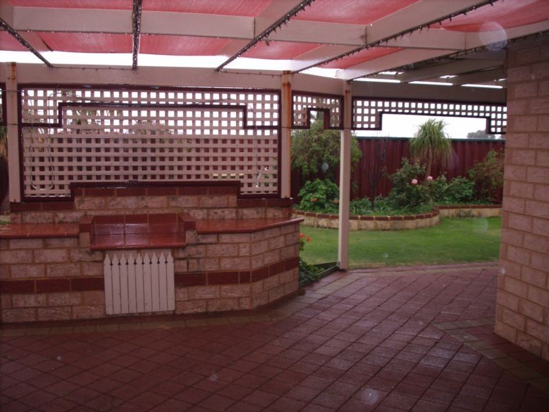 10 Troubridge Retreat, Ocean Reef WA 6027