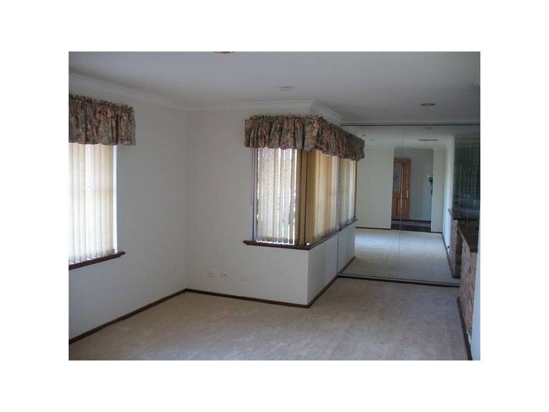 15 Warrandyte Drive, Craigie WA 6025