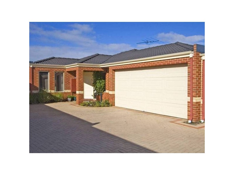 6/5 Yarra Court, Carramar WA 6031