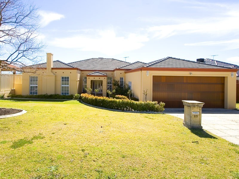 23 Alta Laguna, Ballajura WA 6066