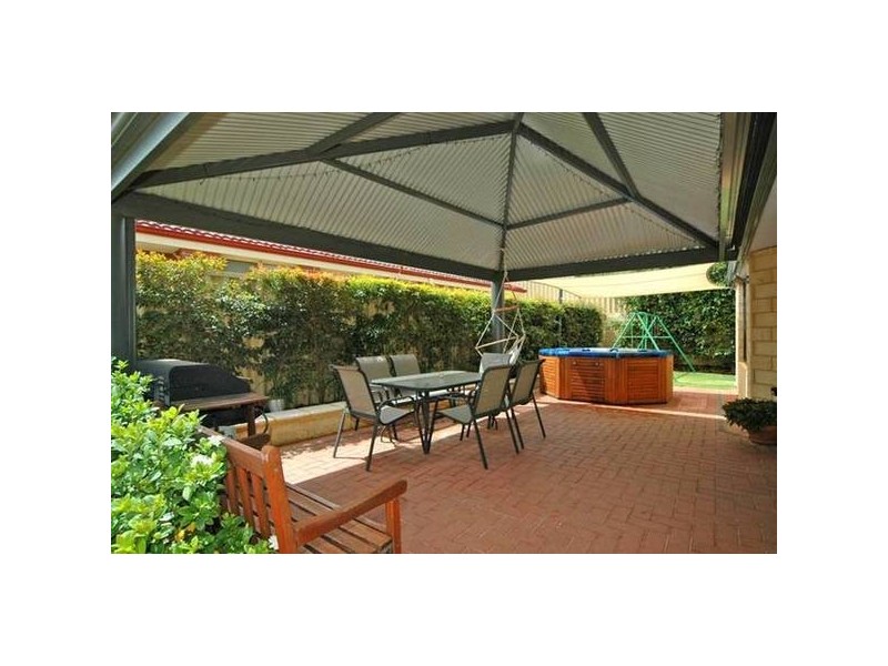 35 Adriatic Way, Currambine WA 6028