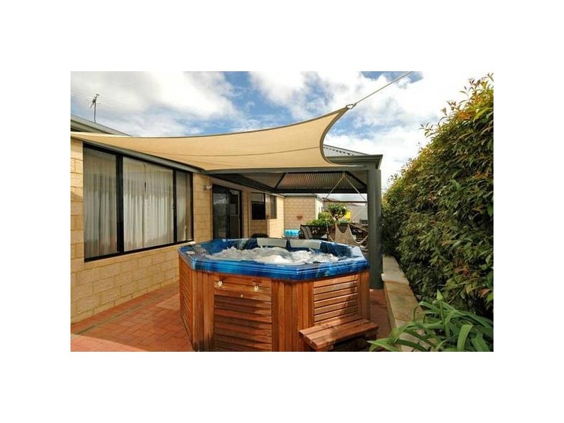 35 Adriatic Way, Currambine WA 6028