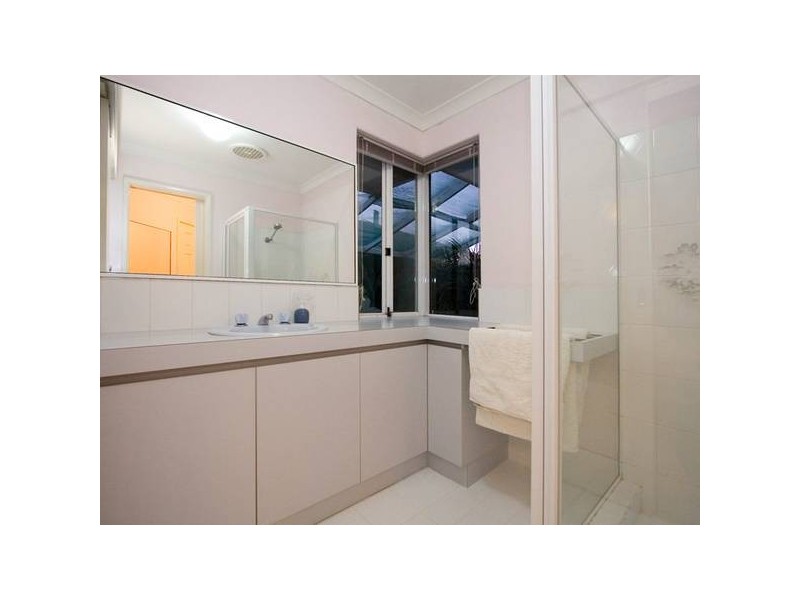 15 Atoll Court, Mullaloo WA 6027