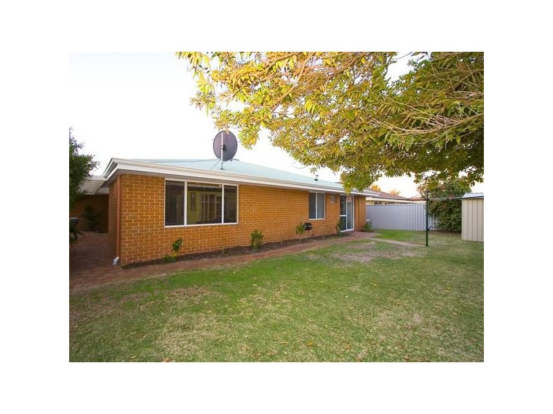 15 Atoll Court, Mullaloo WA 6027