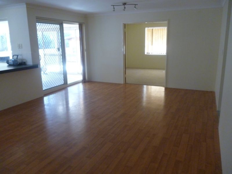 106 Balladong Loop, Carramar WA 6031