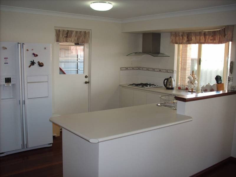115 Balladong Loop, Carramar WA 6031