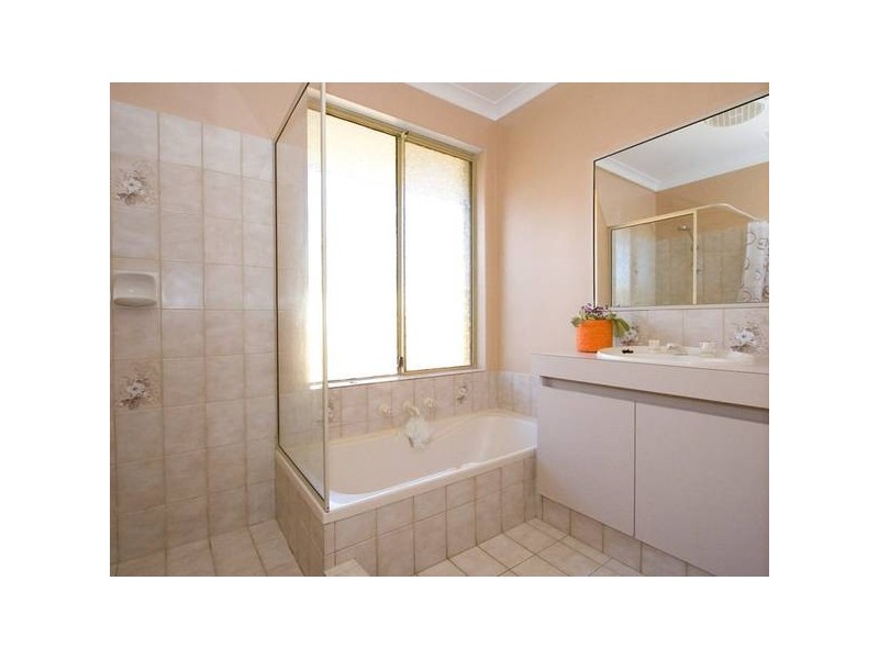 23 Quinalt Loop, Joondalup WA 6027