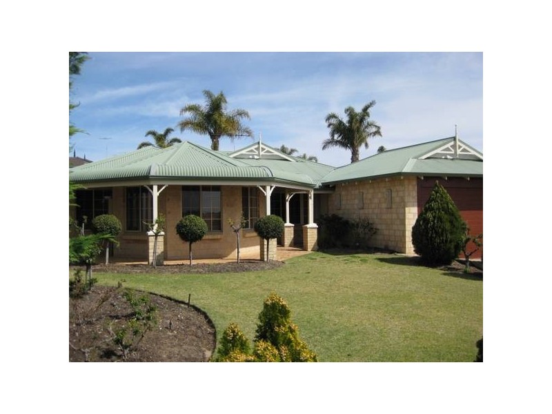 8 Tumba Court, Joondalup WA 6027