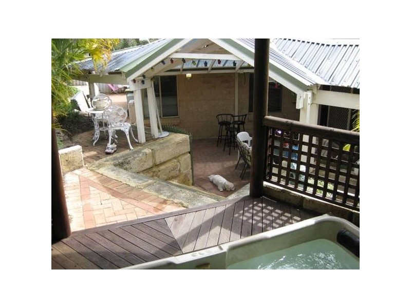 8 Tumba Court, Joondalup WA 6027