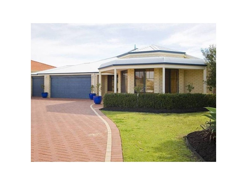 39 Stinson Square, Iluka WA 6028