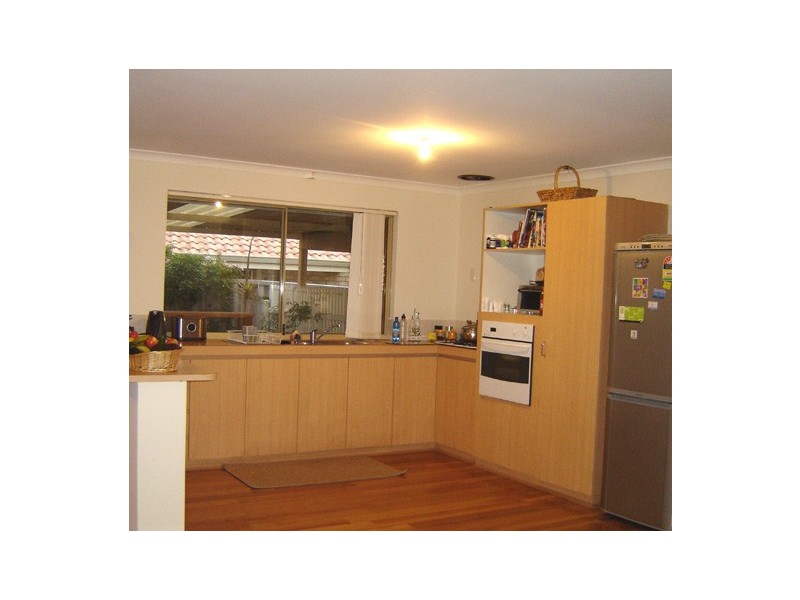 22B Combewood Loop, Carramar WA 6031
