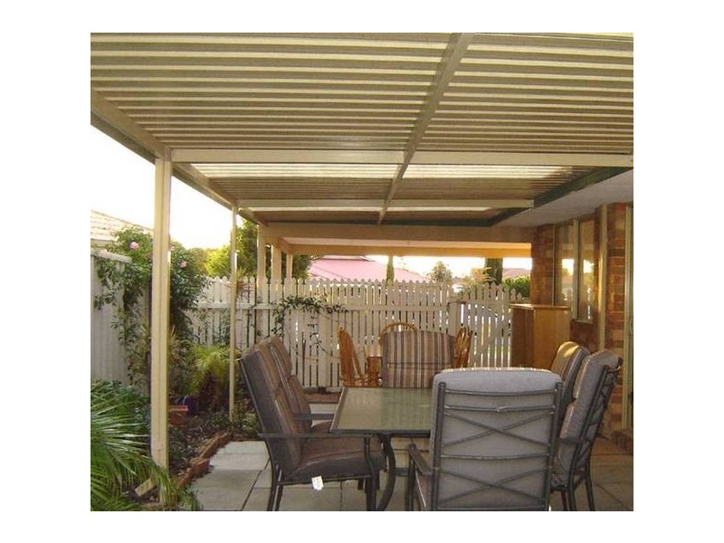 22B Combewood Loop, Carramar WA 6031