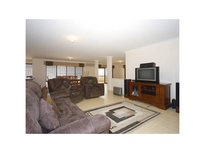 3 Cassia Link, Banksia Grove WA 6031