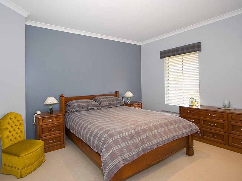 35 Meadowbrook Promenade, Currambine WA 6028