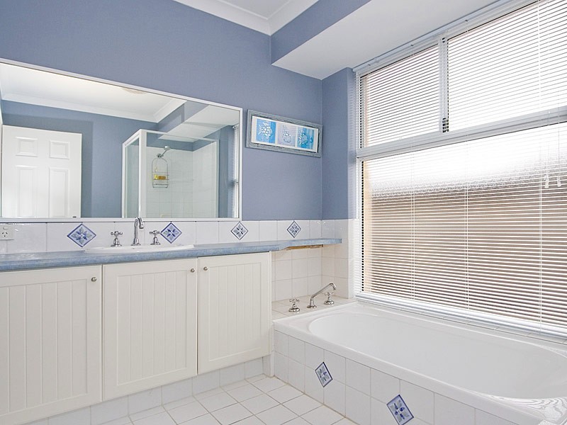 35 Meadowbrook Promenade, Currambine WA 6028