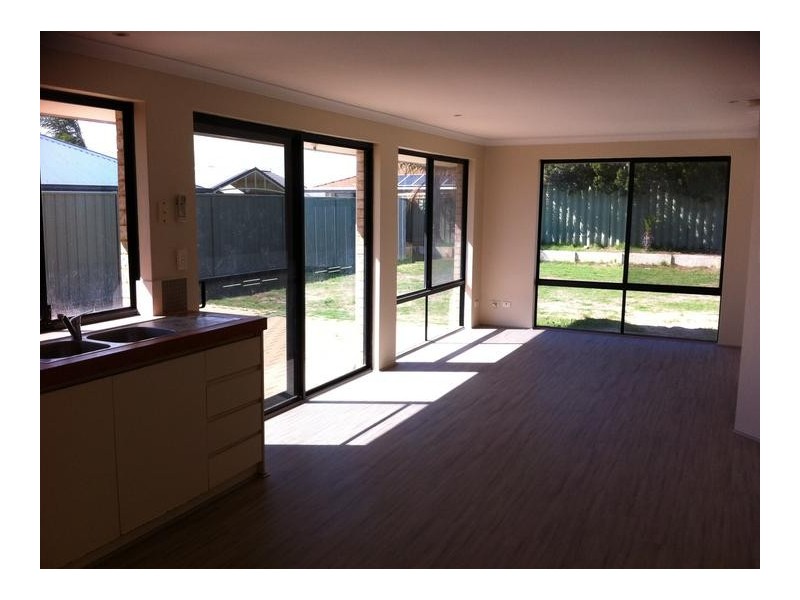 18 Seagrove Boulevard, Merriwa WA 6030