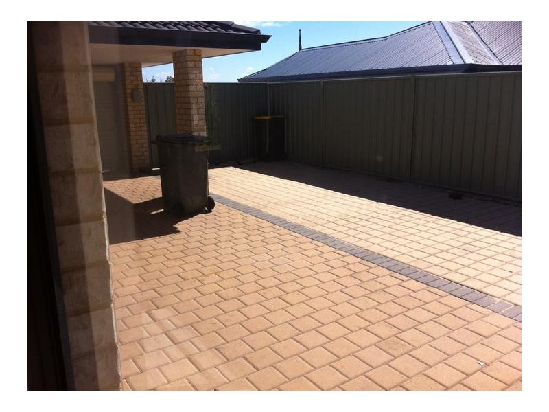 18 Seagrove Boulevard, Merriwa WA 6030