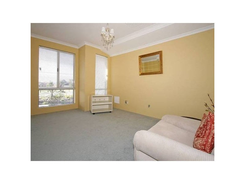 11 Taplow Parade, Ashby WA 6065