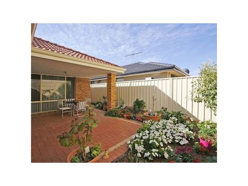 11 Taplow Parade, Ashby WA 6065