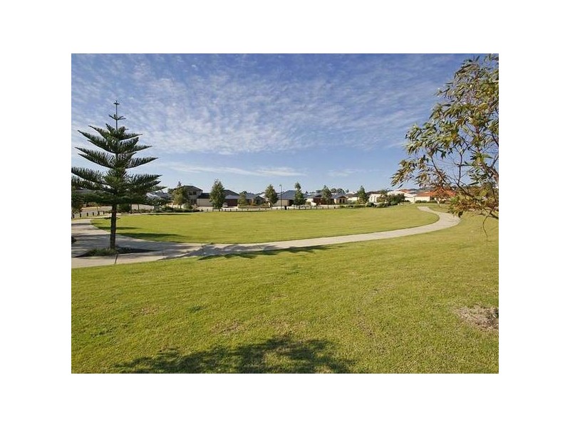 11 Taplow Parade, Ashby WA 6065