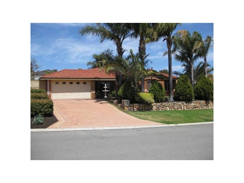 4 Claire Cove, Joondalup WA 6027