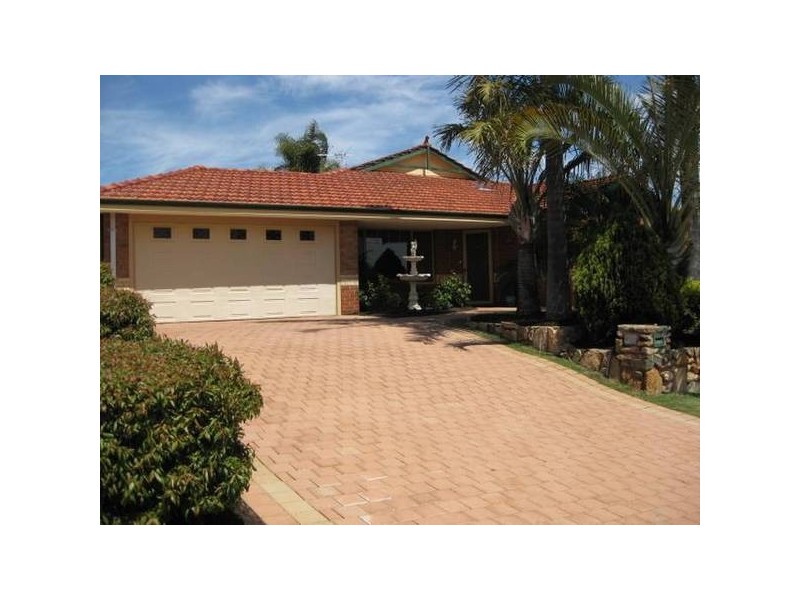 4 Claire Cove, Joondalup WA 6027