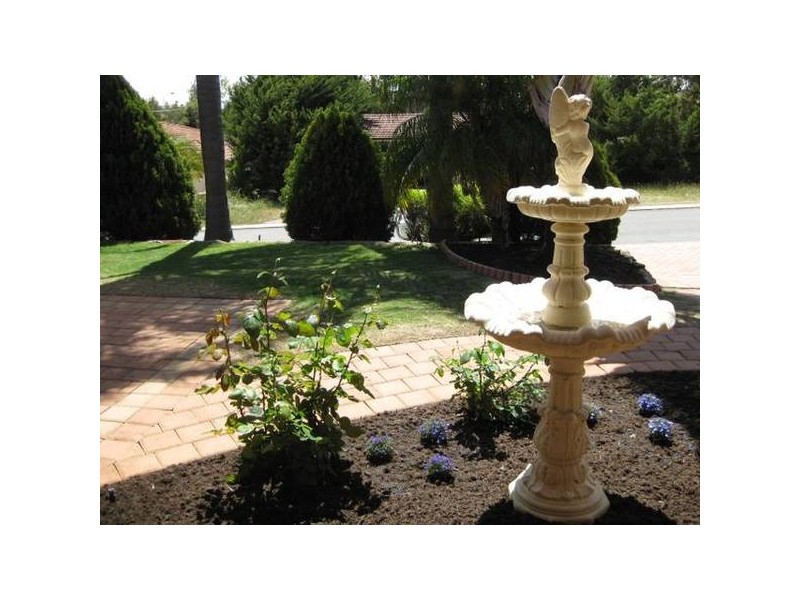 4 Claire Cove, Joondalup WA 6027