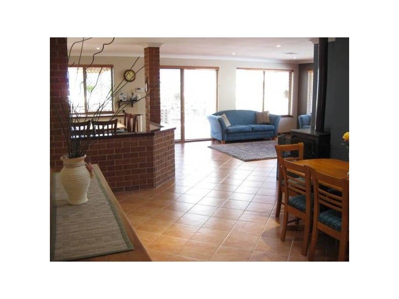 4 Claire Cove, Joondalup WA 6027