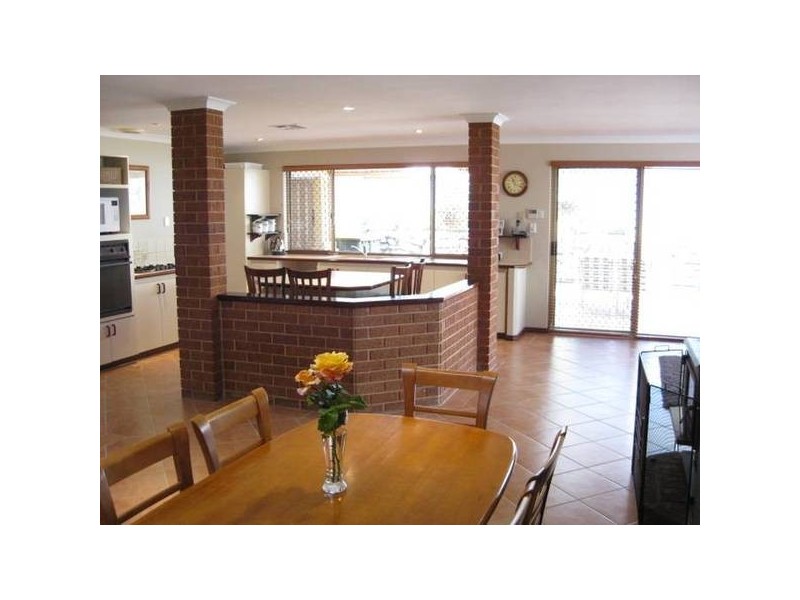 4 Claire Cove, Joondalup WA 6027