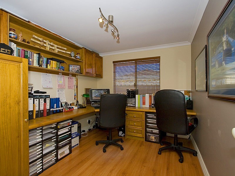 4 Hiltaba Court, Tapping WA 6065