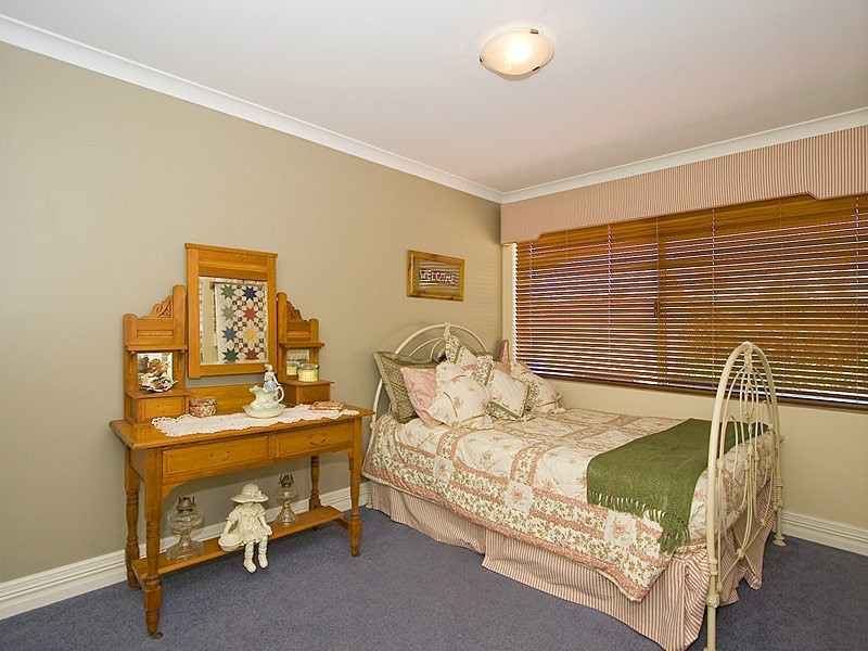 4 Hiltaba Court, Tapping WA 6065