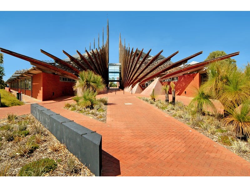 4 Hiltaba Court, Tapping WA 6065