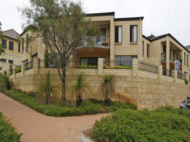 44 Greenshank Avenue, Joondalup WA 6027