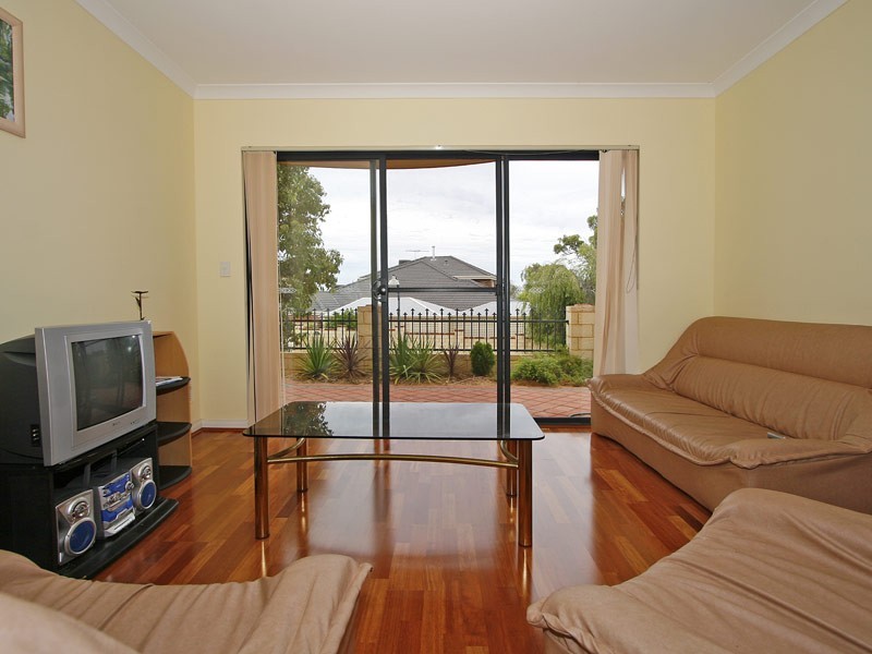 44 Greenshank Avenue, Joondalup WA 6027