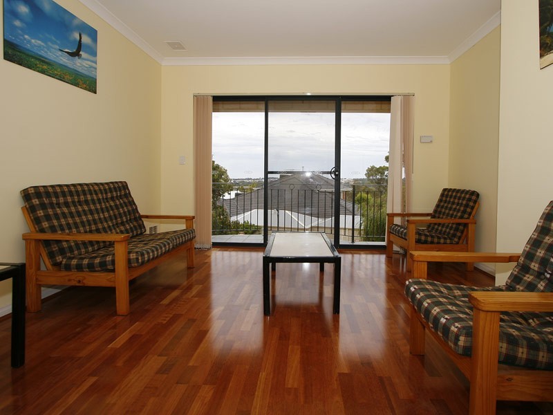 44 Greenshank Avenue, Joondalup WA 6027