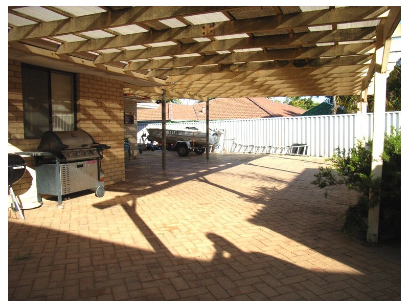 5 Dillon Glade, Joondalup WA 6027