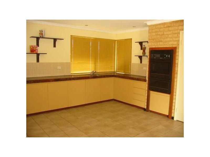 26 Dillion Glade, Joondalup WA 6027