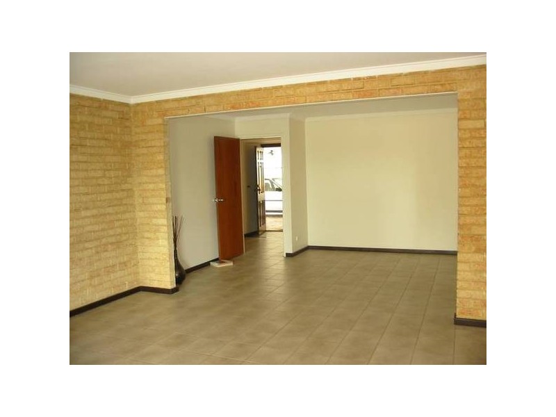 26 Dillion Glade, Joondalup WA 6027