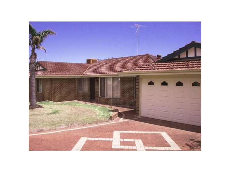 8 Dunkeld glen, Kinross WA 6028