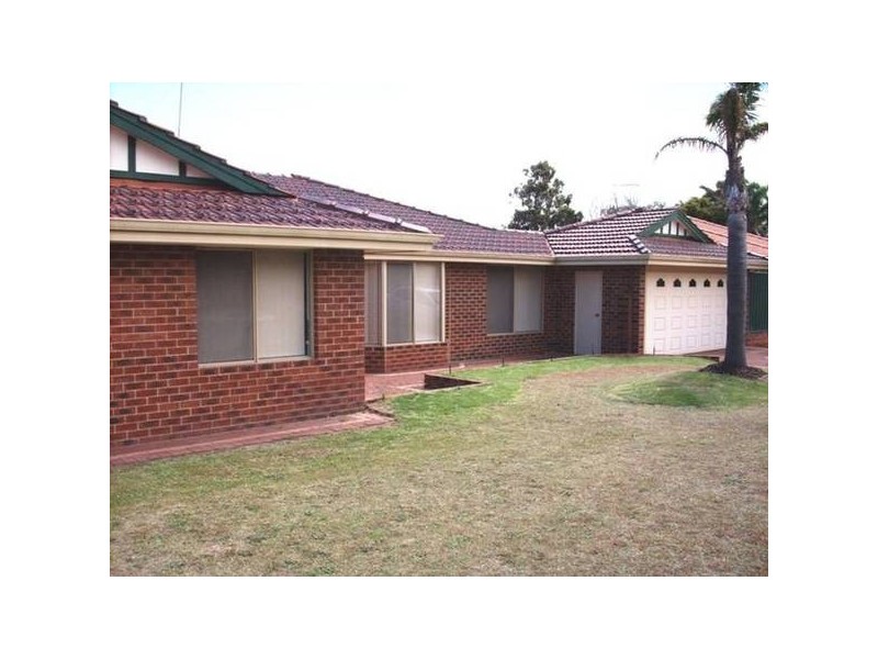 8 Dunkeld glen, Kinross WA 6028