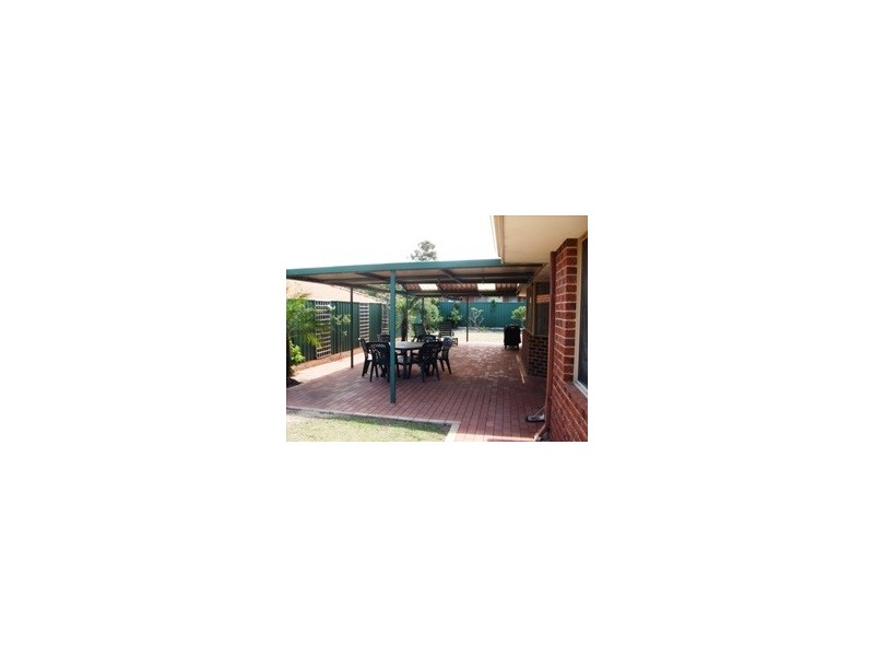 8 Dunkeld glen, Kinross WA 6028