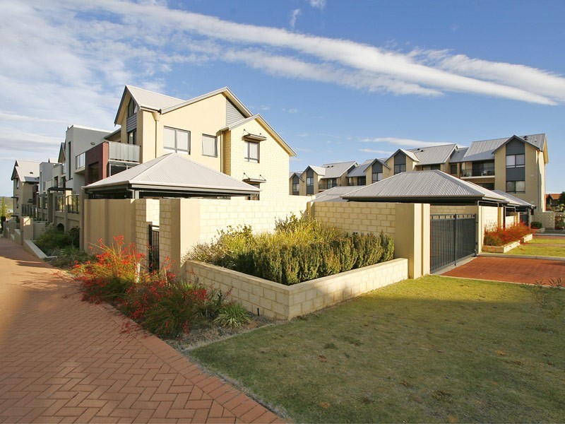 32/7 Waterbird Turn, Joondalup WA 6027