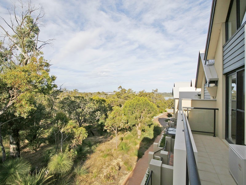 32/7 Waterbird Turn, Joondalup WA 6027