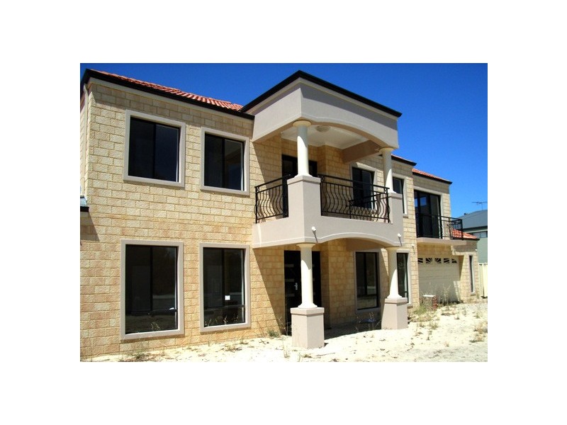 116 Golf Links Drive, Carramar WA 6031